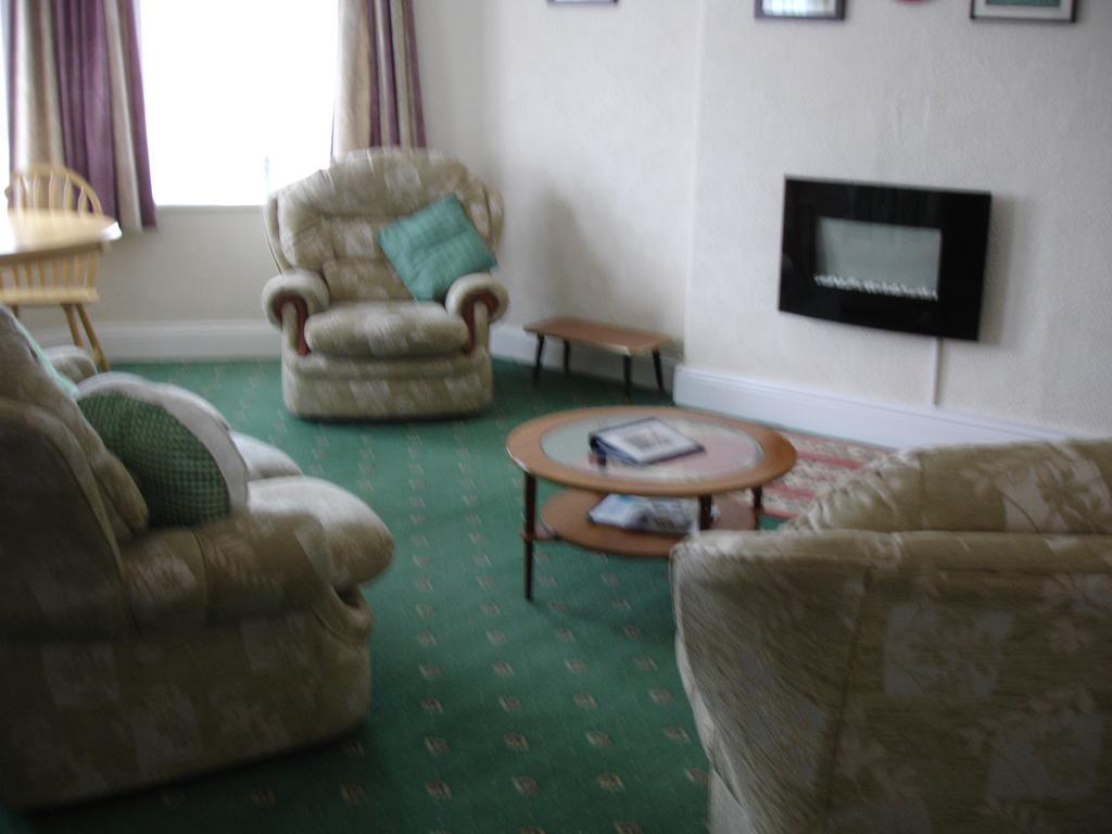Beachmount Holiday Apartments Rhôs-on-Sea المظهر الخارجي الصورة