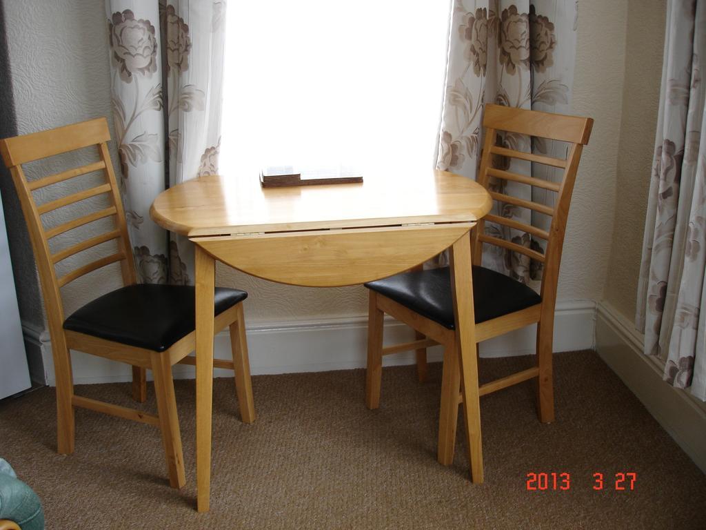Beachmount Holiday Apartments Rhôs-on-Sea الغرفة الصورة